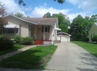 508 3rd Ave NE, East Grand Forks, MN 56721