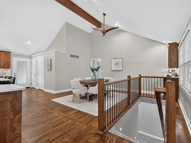 6232 Woodson Rd — Photo 12