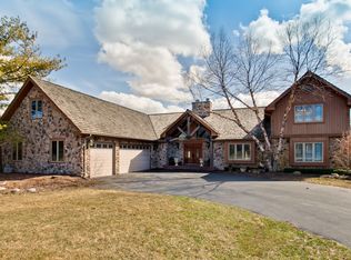 28907 W Rivers Edge Dr, Cary, IL 60013