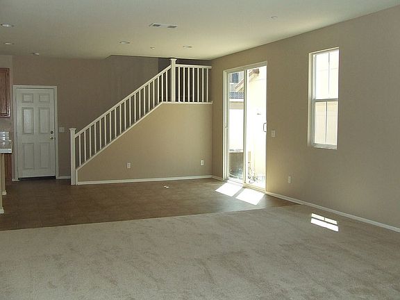 Dining area / Living room