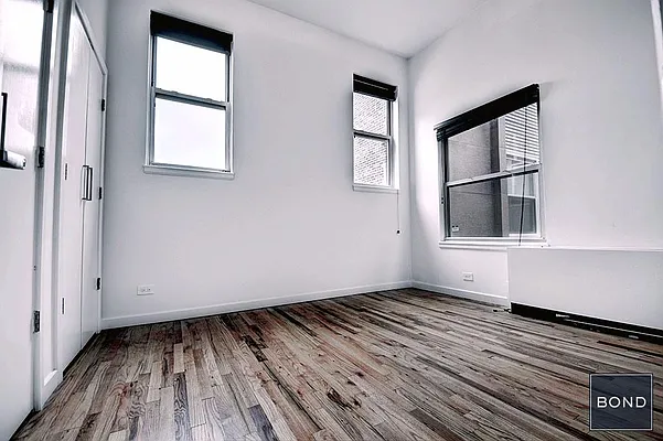 Rented by Bond New York | media 49