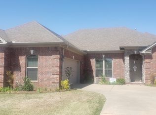5320 Piedmont Dr, Conway, AR 72034