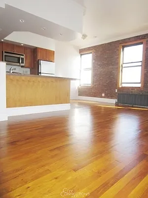 Rented by City Connections Realty | media 12