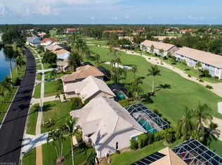 3689 Royal Wood Blvd, Naples, FL 34112