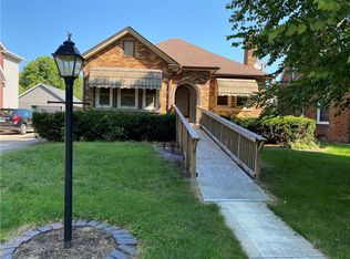 404 Wabash Ave, Mattoon, IL 61938