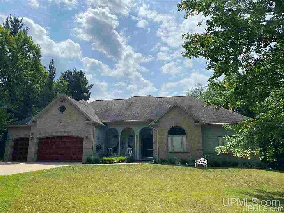 1st image of 225 Forest Hills Dr