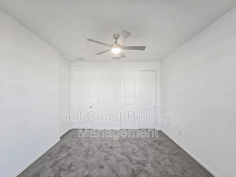 11224 Shoreline Trl — Photo 18