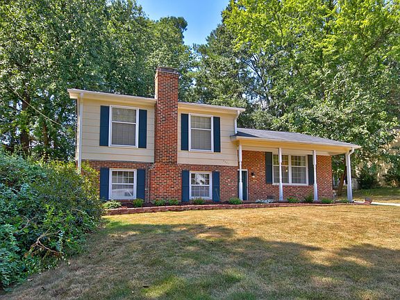 2nd image of 4801 Radcliff Rd