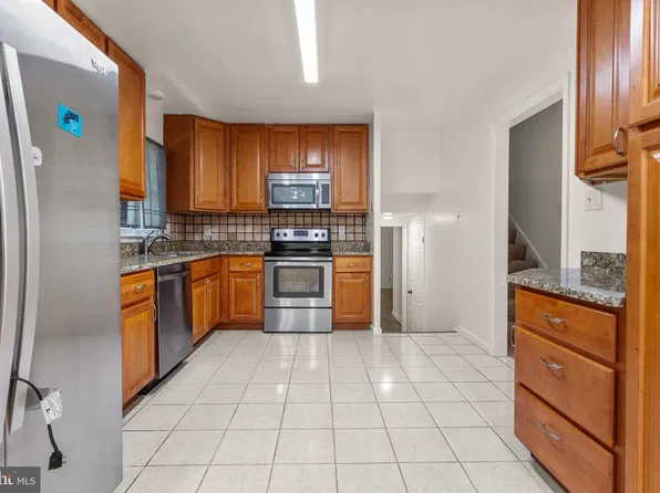 14117 Beverly Dr, Hughesville, MD 20637