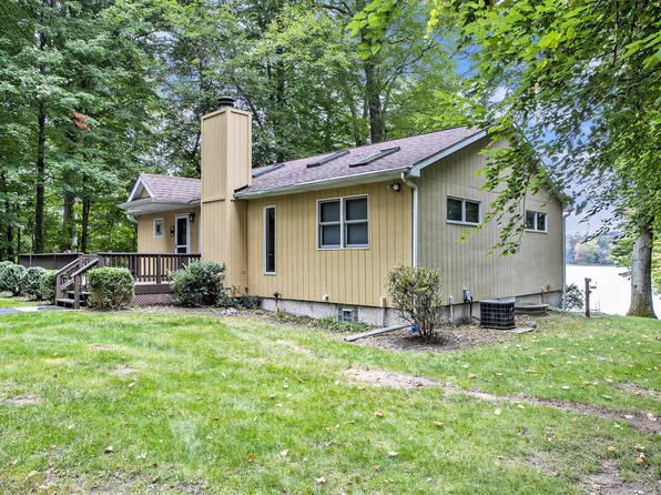 50262 County Road 388, Grand Junction, MI 49056