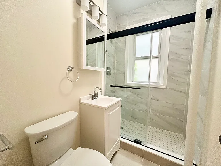 1450B Commonwealth Ave — Photo 4