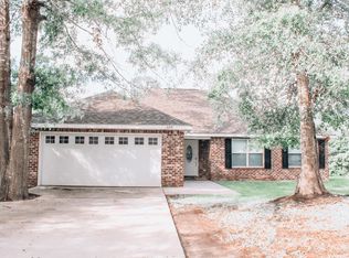 6214 Moreton Pl, Ocean Springs, MS 39564