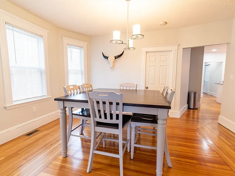 22 Dearborn St #2 — Photo 6