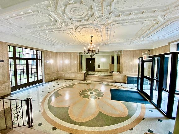 4th image of 263 Eastern Pkwy #11