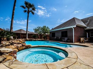 7198 Kingston Cove Ln, Willis, TX 77318