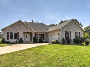 1607 Sterling Place Cir, Roanoke, VA 24012