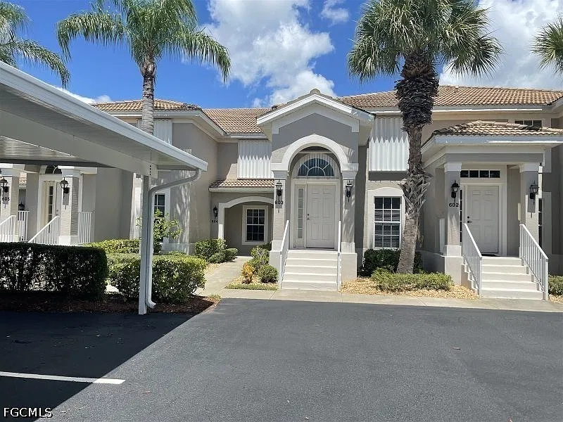 10128 Colonial Country Club Blvd #604