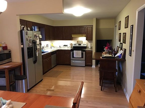3rd image of 12255 E 181st St