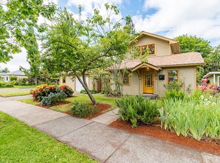 916 G St, Springfield, OR 97477