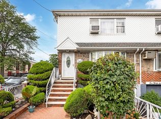 13740 Lafayette St, Ozone Park, NY 11417