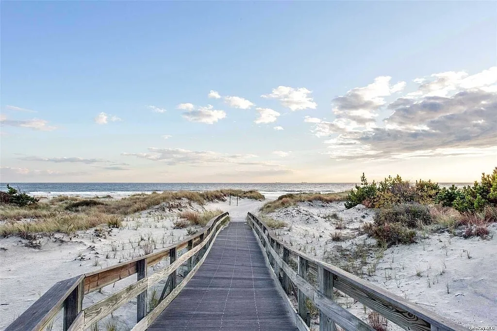 36A Prescott St, Lido Beach — Photo 1