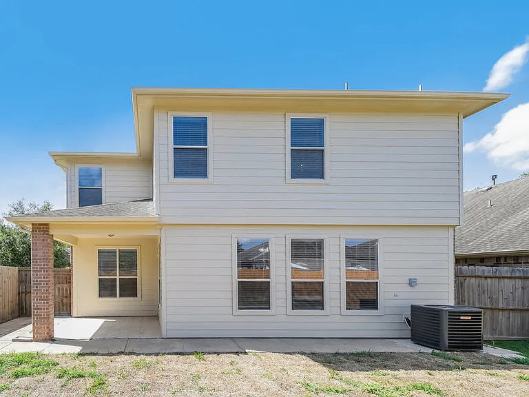 1060 Cabot Cv — Photo 17