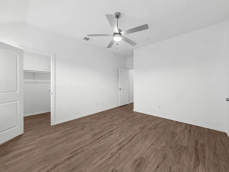 216 Fairmeade Dr — Photo 35
