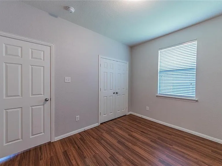 14504 Logan Springs Dr — Photo 25