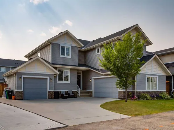 439 W Canals Blvd SW, Airdrie, AB T4B 2N9