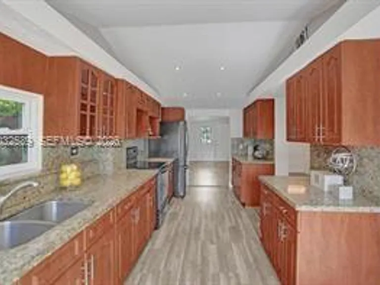 2199 NE 182nd St #2199 — Photo 34