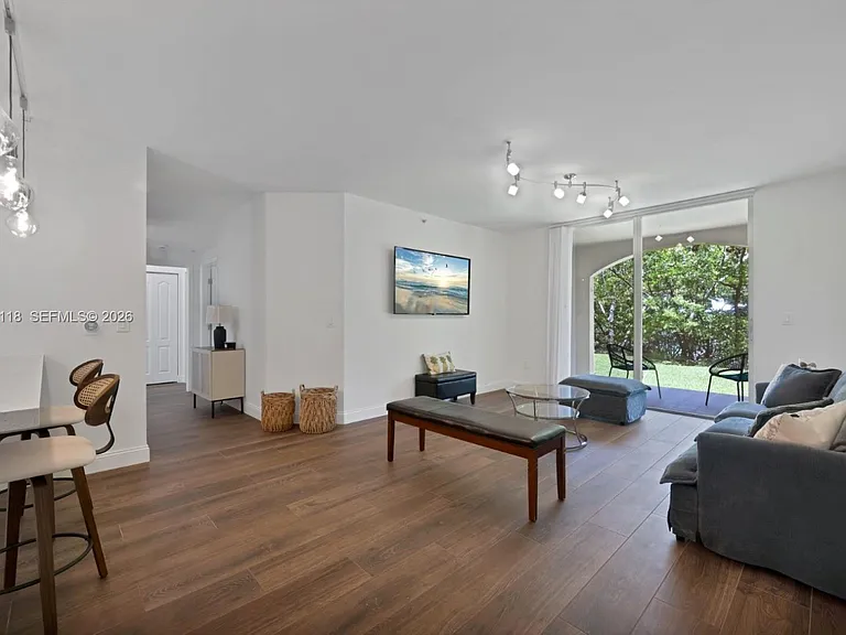 19601 E Country Club Dr #7108 — Photo 1