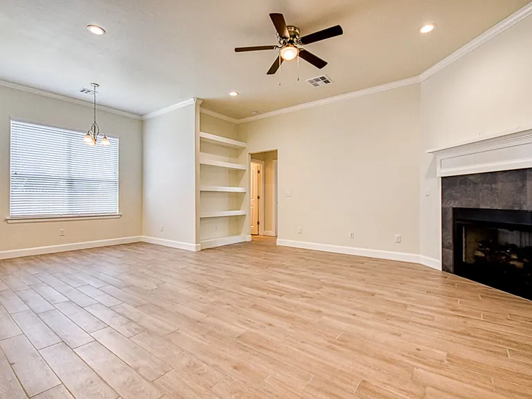 3100 Pebble Pond Dr — Photo 16