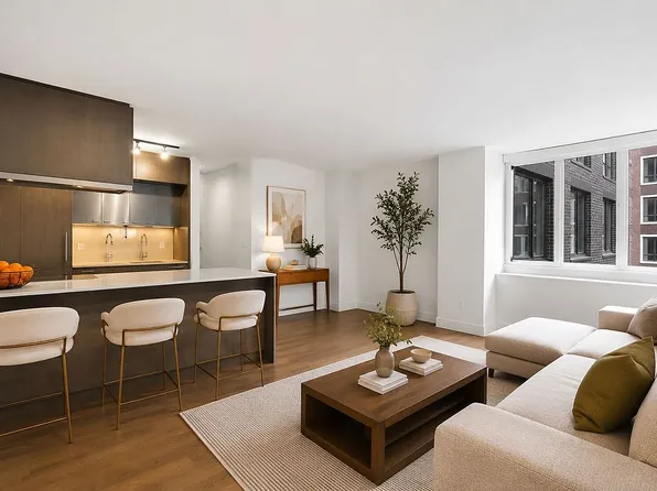 225 Rector Pl APT 9T, New York, NY 10280