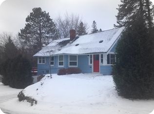 102 W Saint Andrews St, Duluth, MN 55803