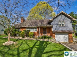 1450 Stones Crossing Rd, Easton, PA 18045