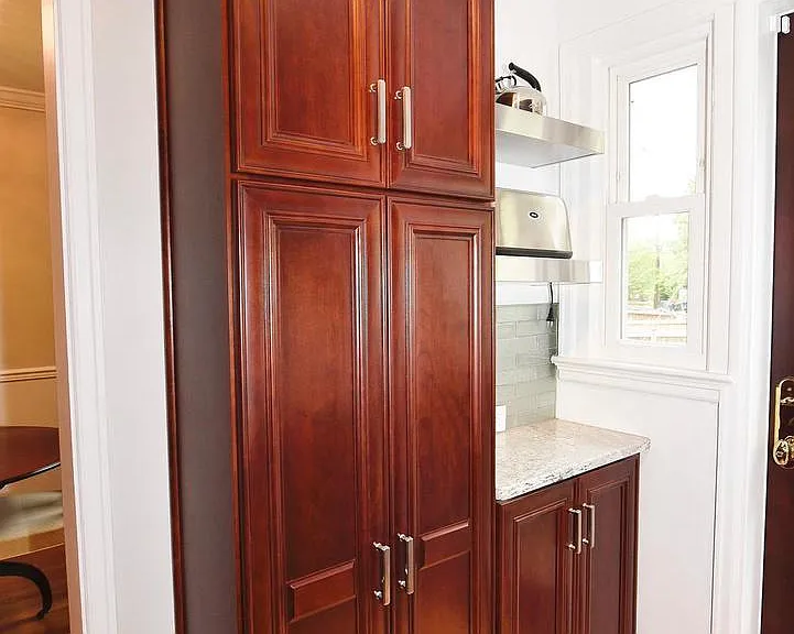 Kitchen cabinets