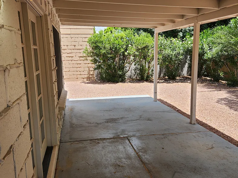 2721 W Estrella Dr — Photo 35