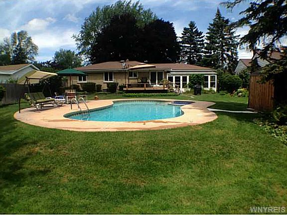 5th image of 794 Creekside Dr