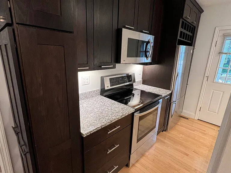 185 Madison St #1 — Photo 11