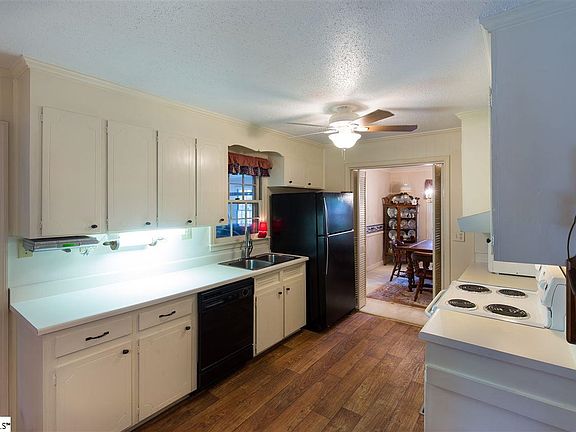 4th image of 101 Dellrose Cir