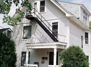 1013 Colby St APT 3, Madison, WI 53715