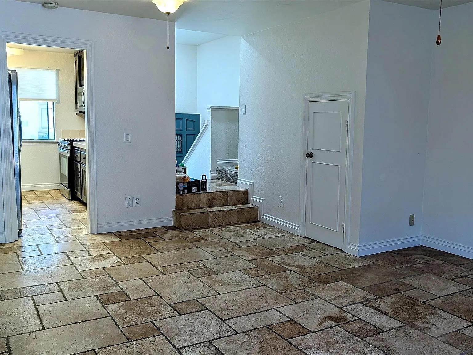 10009 Paseo Montril — Photo 3