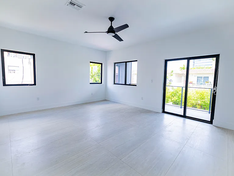 3189 SW 23rd Ter #3189 — Photo 52