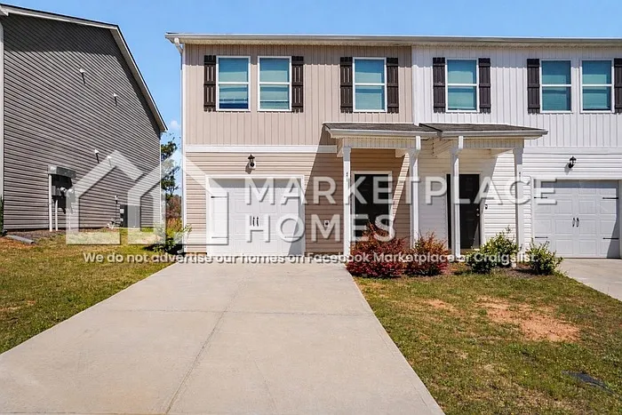 476 Oakwood Dr NW — Photo 2