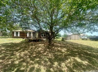 9165 New Sulphur Springs Rd, San Antonio, TX 78263