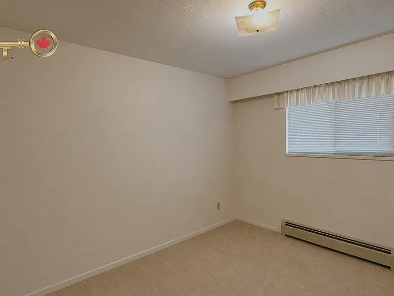 4817 Georgia St — Photo 13