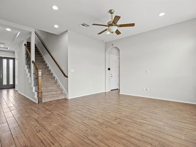 17401 Silent Harbor Loop — Photo 16