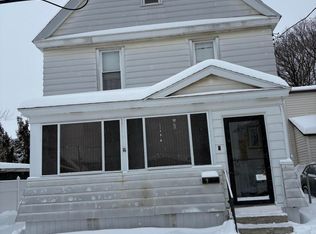 9 Western Parkway, Schenectady, NY 12304