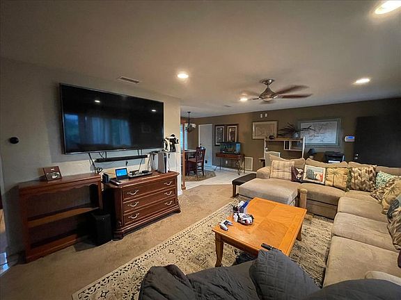 5th image of 11771 81st Ave