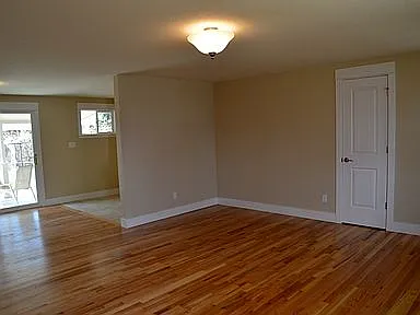 1421 Tulip St — Photo 6